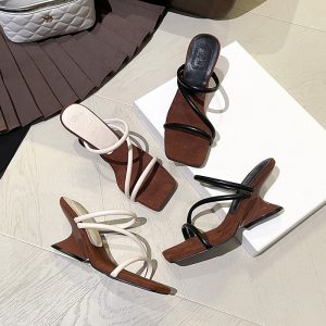 French Square Toe Open Toe Slippers Women 2026 Summer New Style Korean Fashion Beach Ballet Slippers