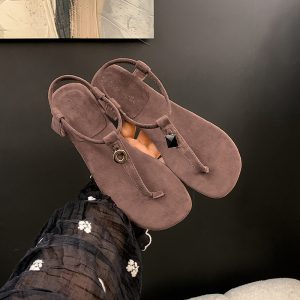 Summer New Retro Contrast Buckle T-Strap Flat Sandals for Women Commuter